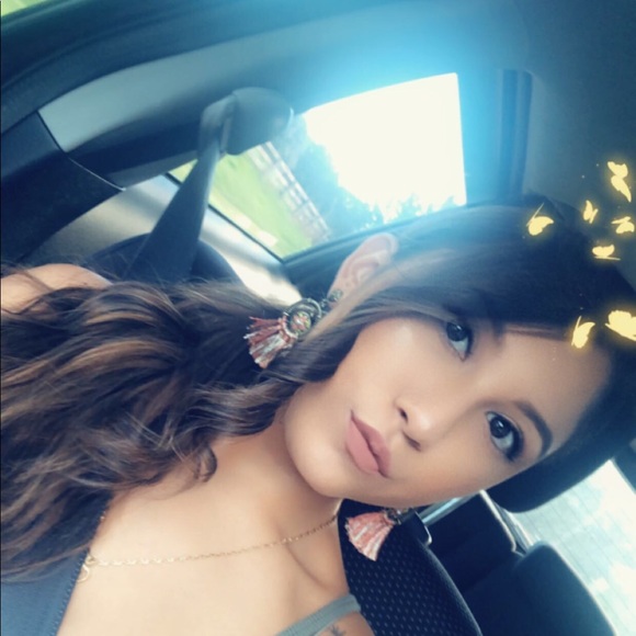 Meet your Posher, Bianca - Picture 1 of 1